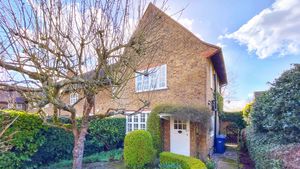 Photo 4- click for photo gallery